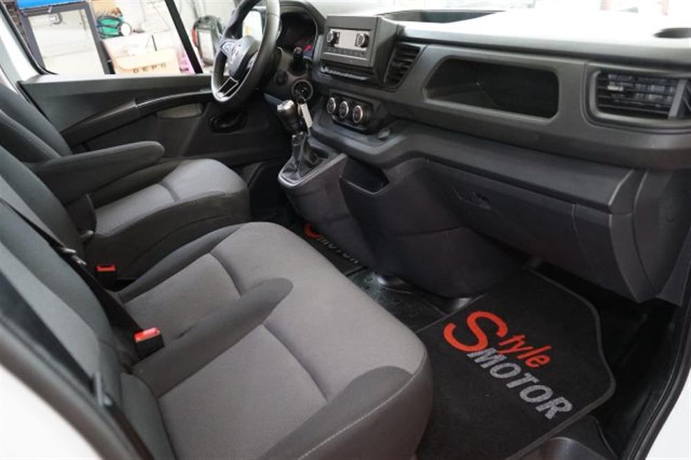 Trafic Trafic T27 2.0 dCi 110CV L1