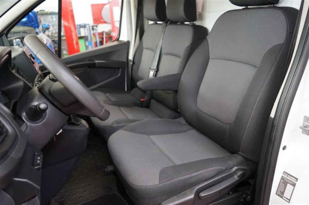 Trafic Trafic T27 2.0 dCi 110CV L1