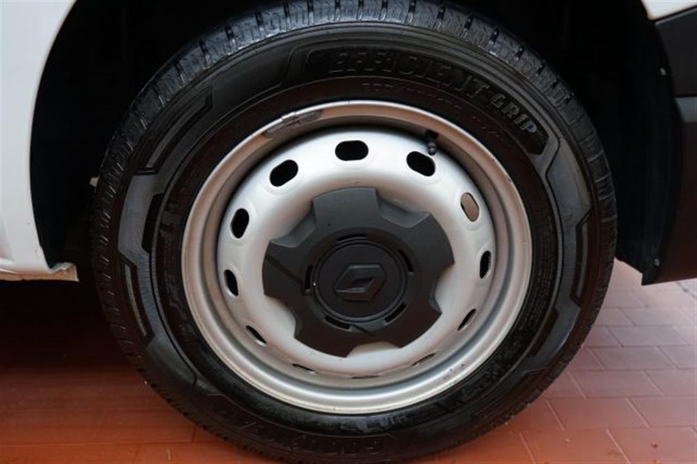Trafic Trafic T27 2.0 dCi 110CV PC