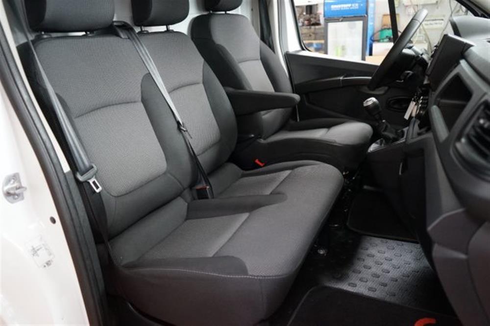 Trafic Trafic T27 2.0 dCi 110CV PC