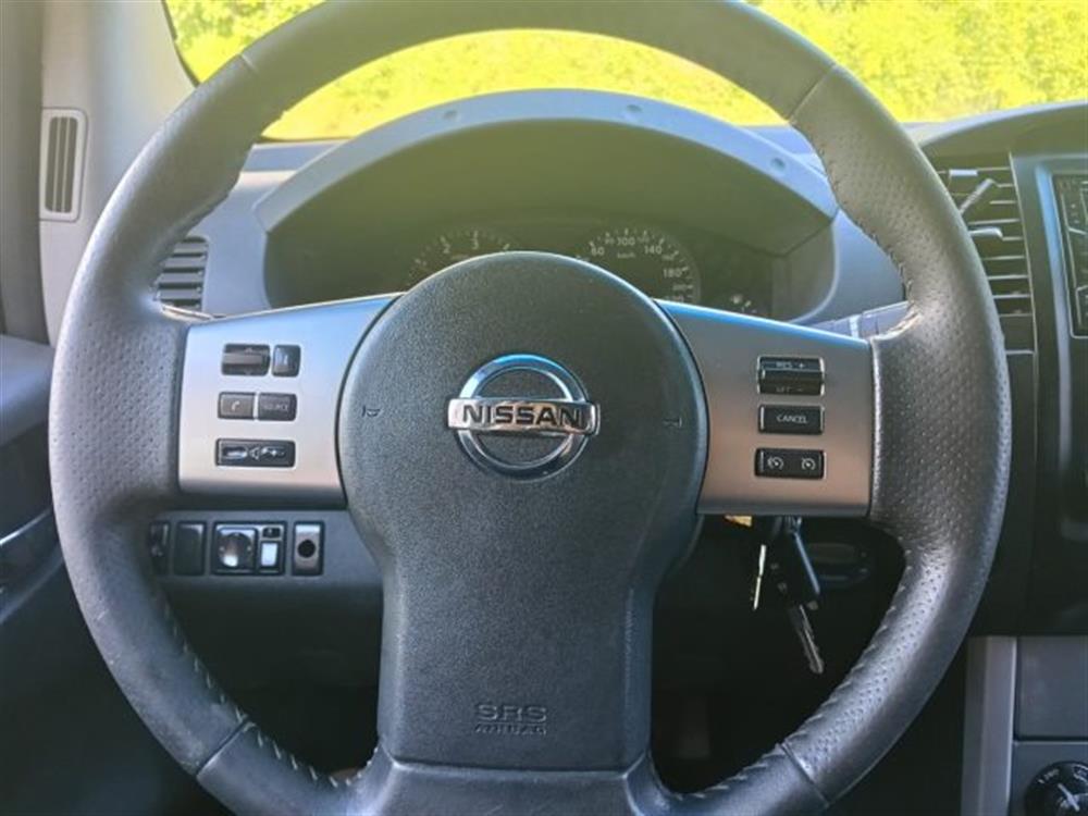 Navara Navara 2.5 dCi 190CV 4 port