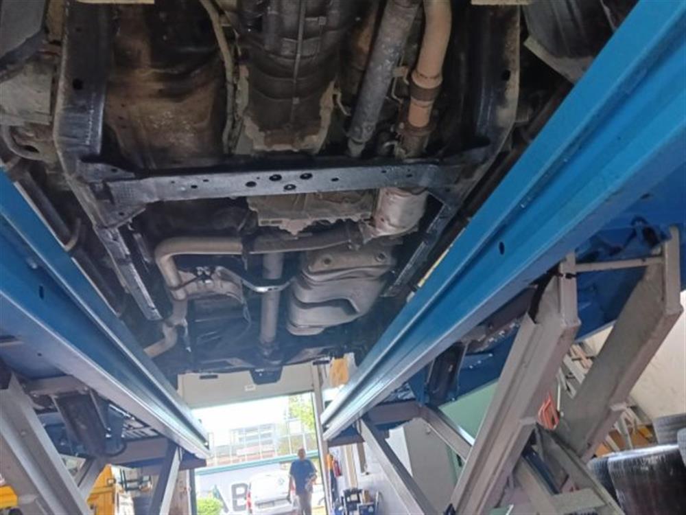 Navara Navara 2.5 dCi 190CV 4 port