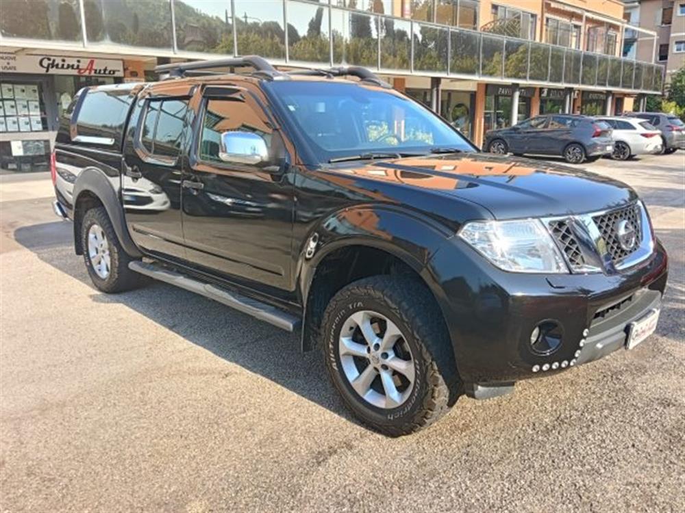 Navara Navara 2.5 dCi 190CV 4 port