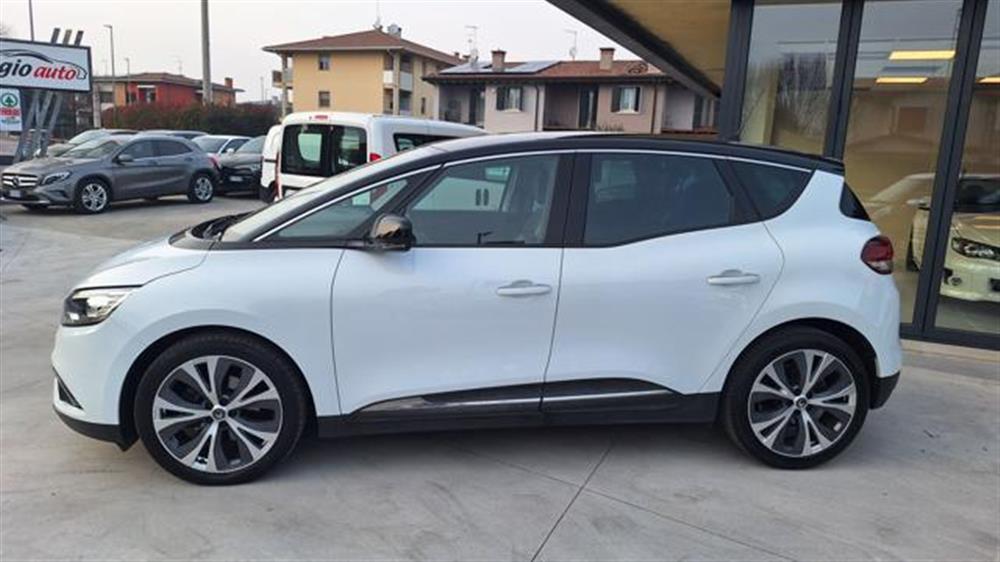 Scenic Scenic Scénic TCe 130 CV En
