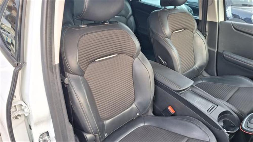 Scenic Scenic Scénic TCe 130 CV En