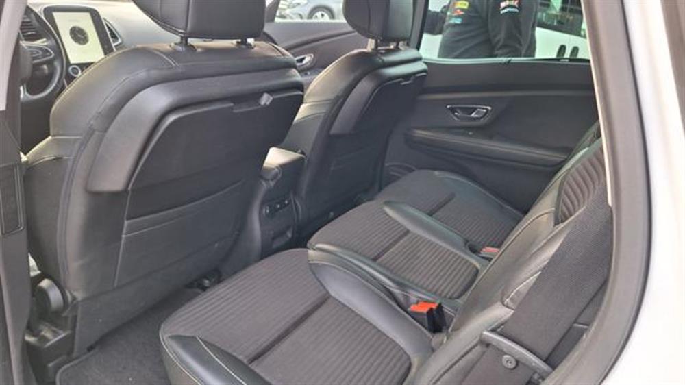 Scenic Scenic Scénic TCe 130 CV En