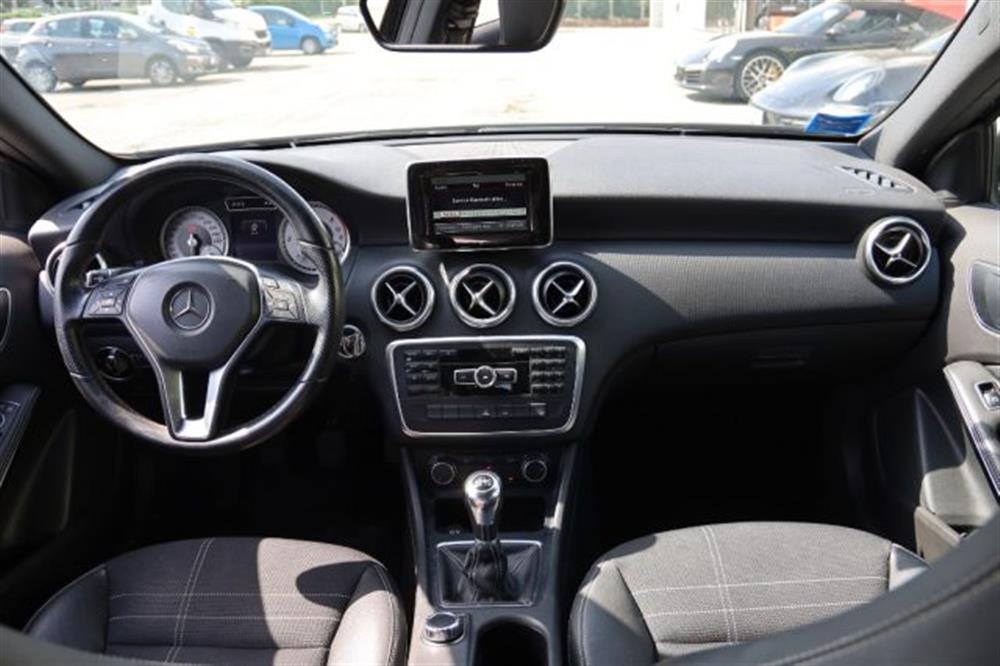 A 180 A 180 CDI Dark Night Editi