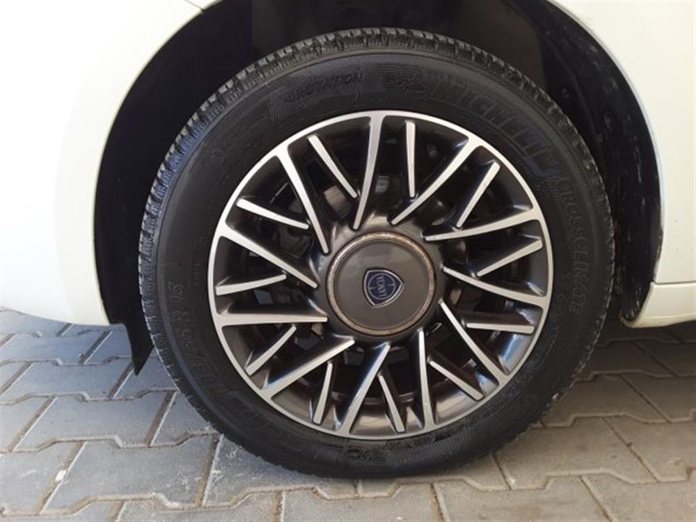 Ypsilon Ypsilon 1.2 69cv 5 porte Gol
