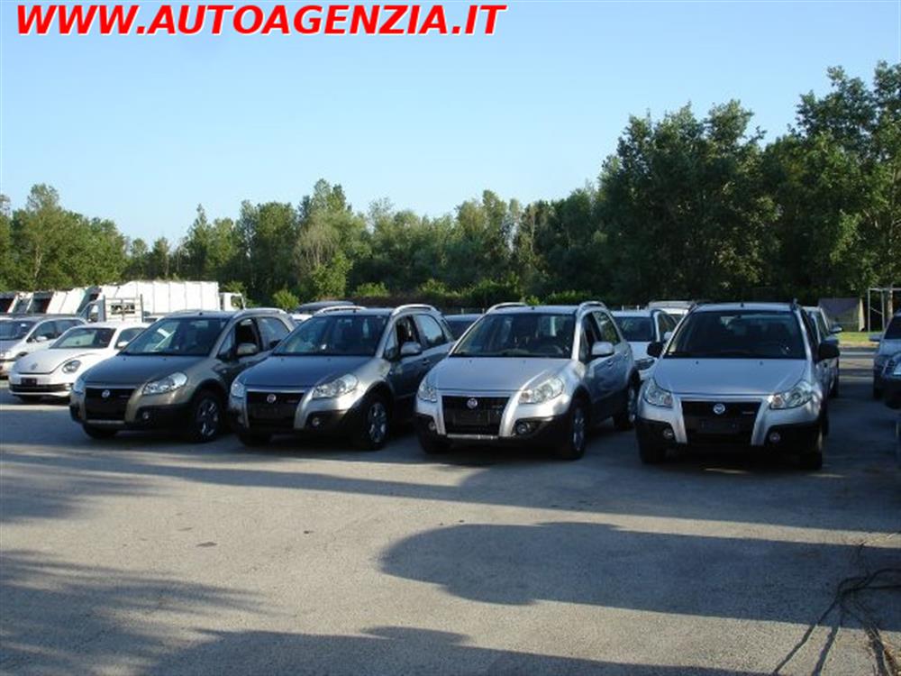 Sedici Sedici 1.9 MJT 4x4 Emotion.