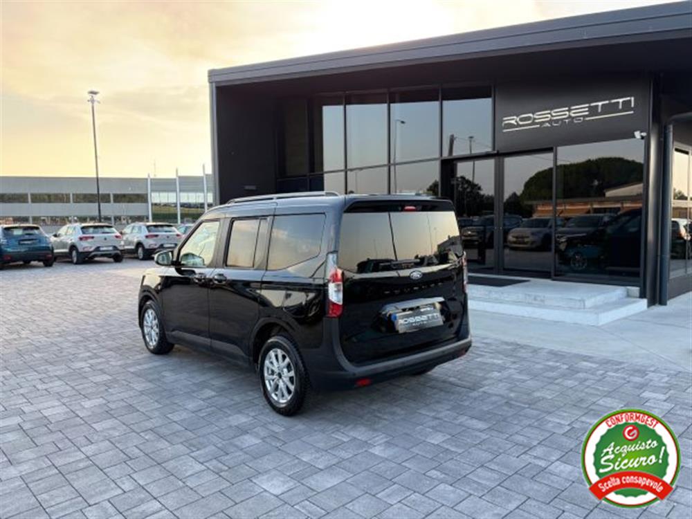 Tourneo Courier Tourneo Courier 1.0 EcoBoost Titaniu