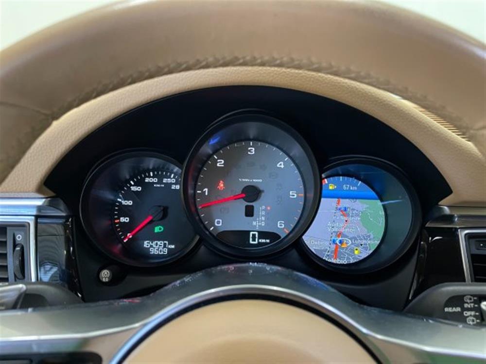 Macan Macan 3.0 Diesel S PDK 250