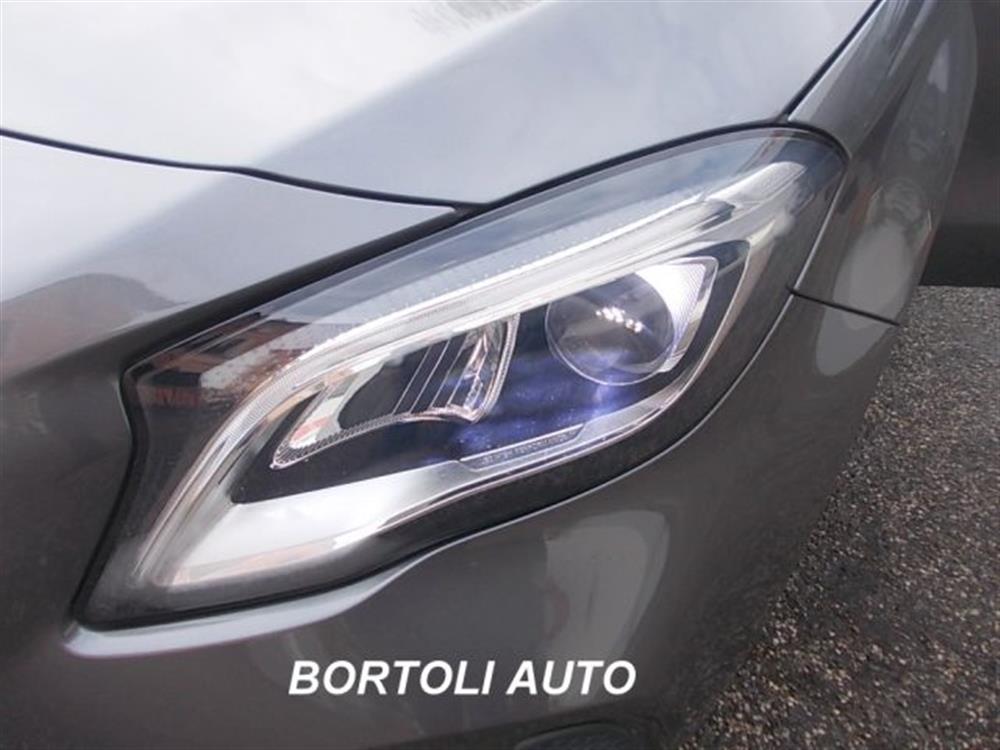 GLA 200 GLA 200 d 98.000 KM AUTOMATI
