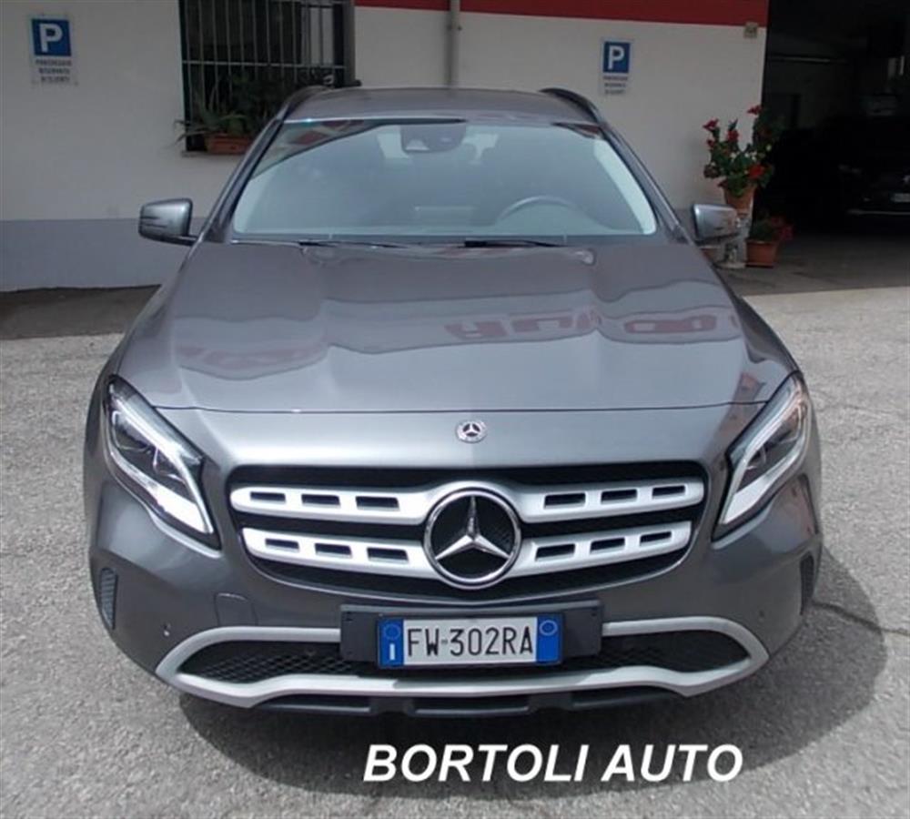 GLA 200 GLA 200 d 98.000 KM AUTOMATI