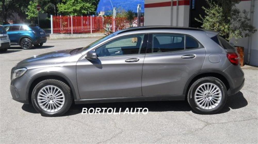 GLA 200 GLA 200 d 98.000 KM AUTOMATI