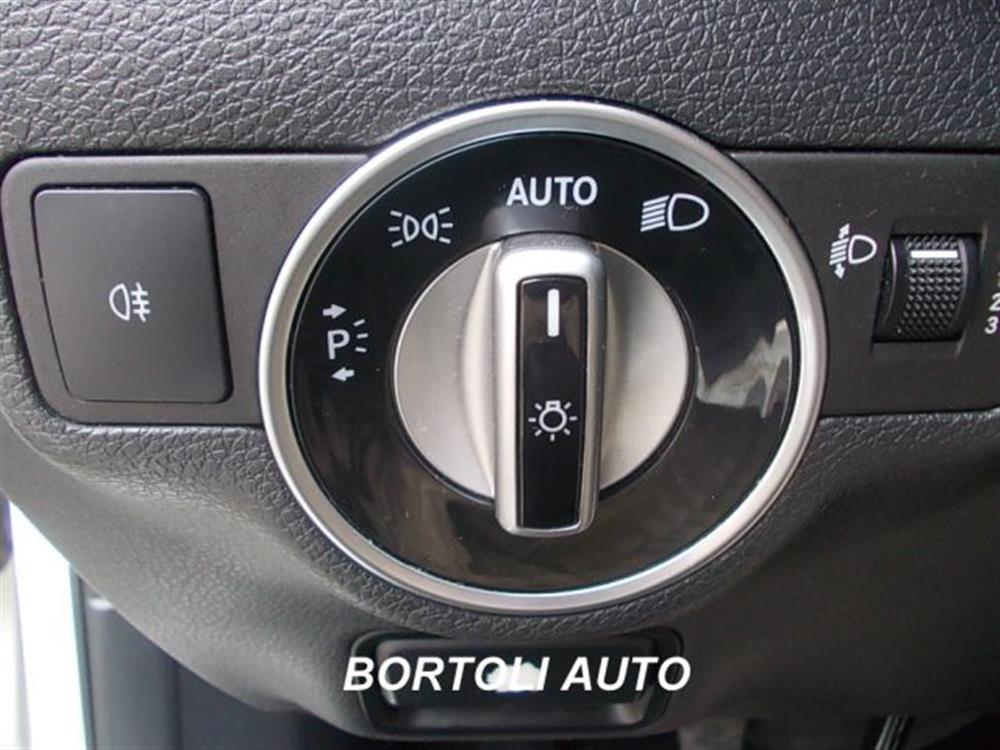 GLA 200 GLA 200 d 98.000 KM AUTOMATI