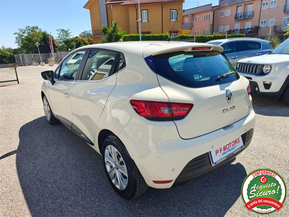 Clio Clio TCe 12V 90 CV GPL St