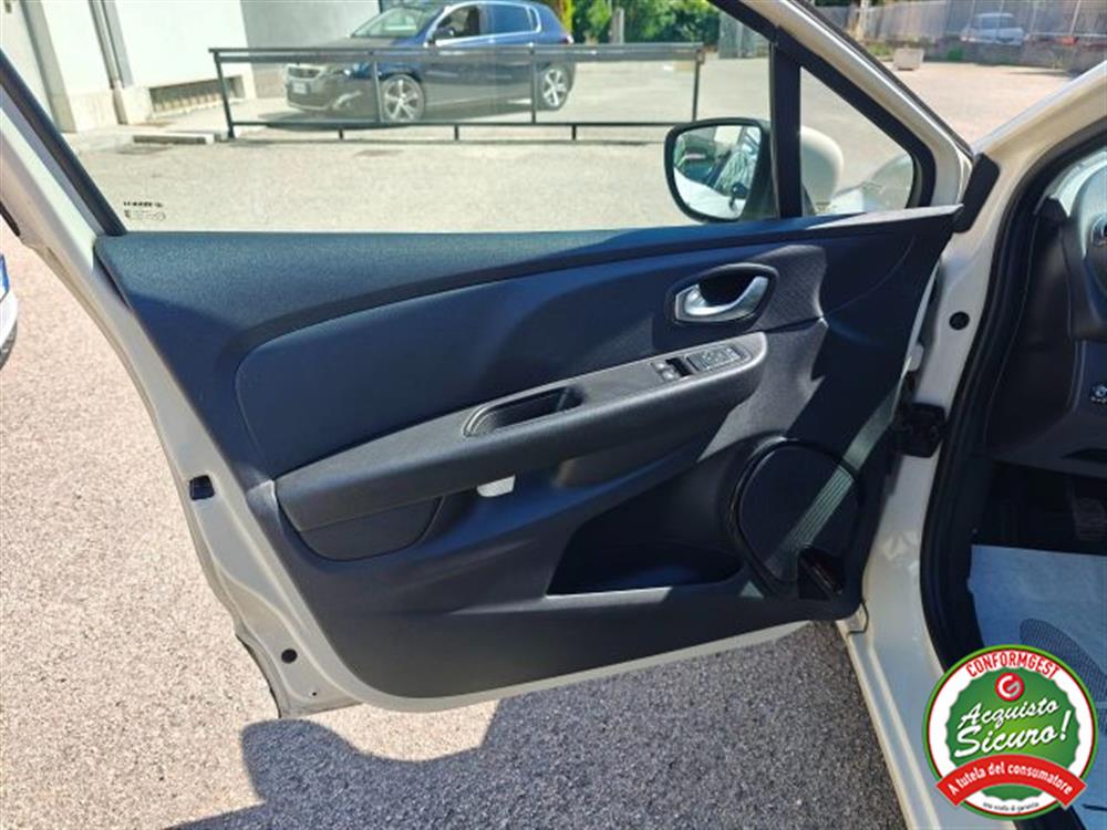 Clio Clio TCe 12V 90 CV GPL St