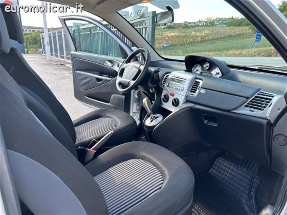 Ypsilon Ypsilon 1.3 MJT 75 CV Automa