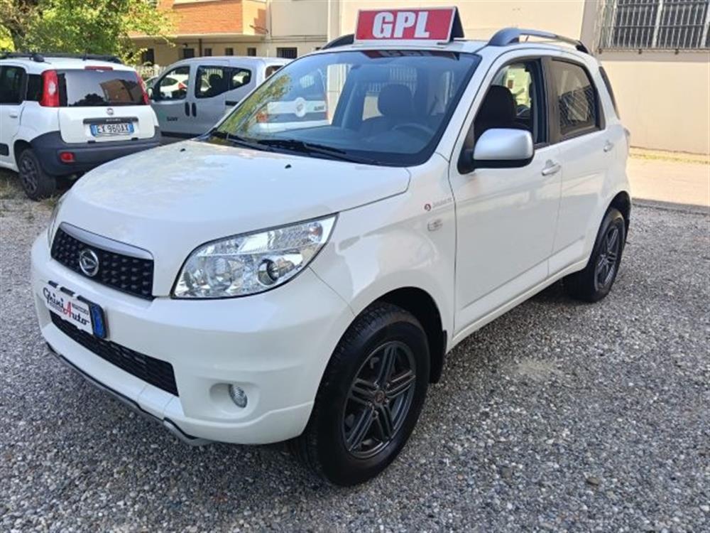 Terios Terios 1.5 4WD B bifuel gpl