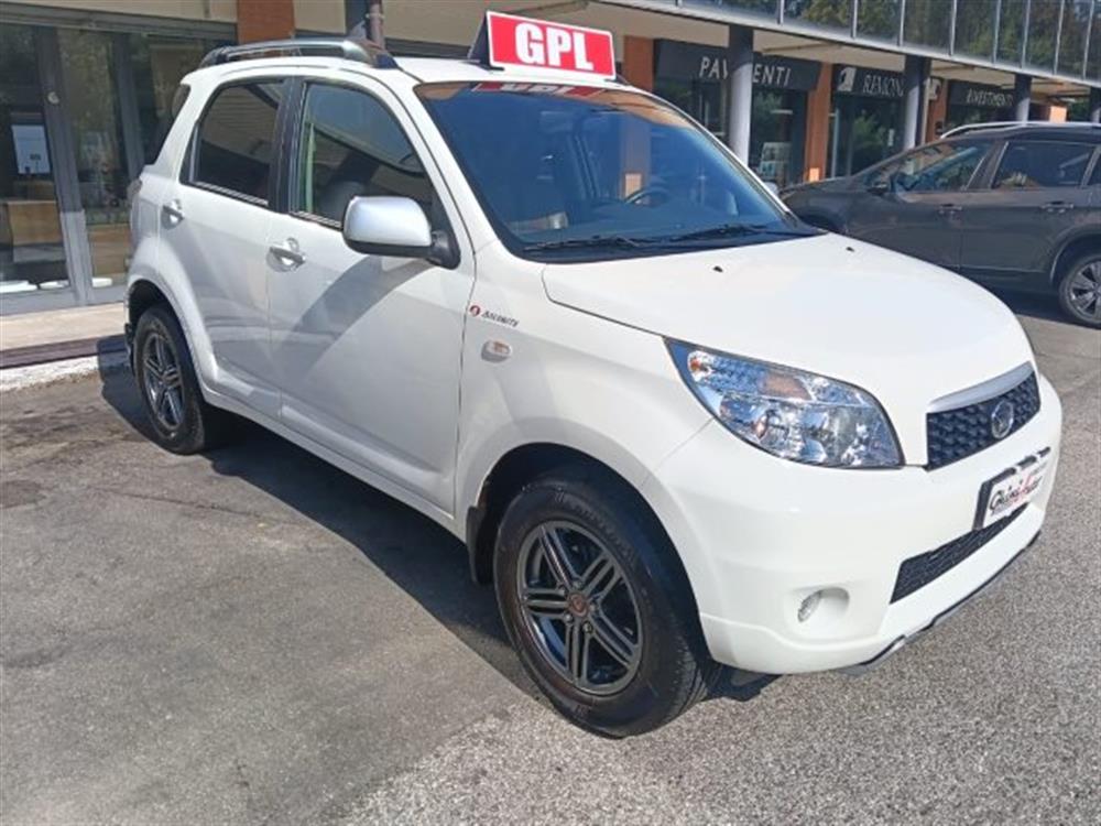 Terios Terios 1.5 4WD B bifuel gpl
