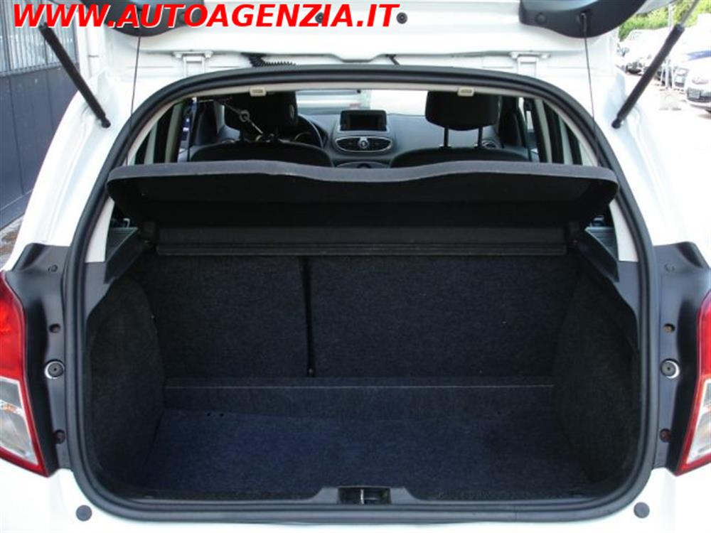 Clio Clio 1.2 16V 5 porte Dyna
