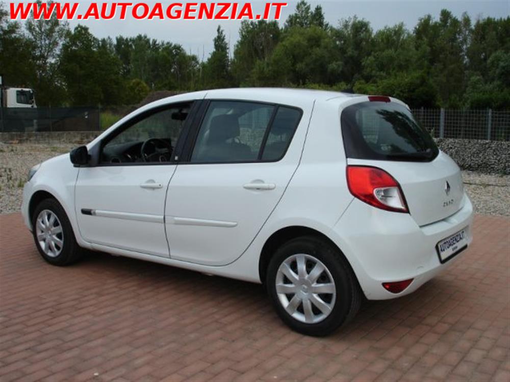 Clio Clio 1.2 16V 5 porte Dyna