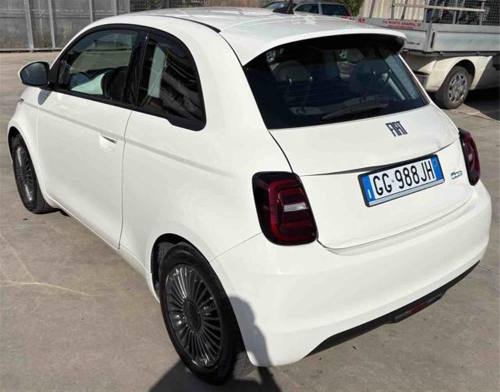 500e 500e Berlina 42 kWh Icon