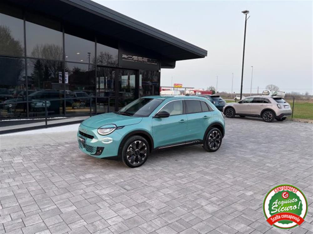 600 600 Hybrid DCT MHEV La P