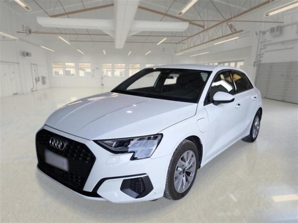 A3 A3 SPB 40 TFSI e S tron