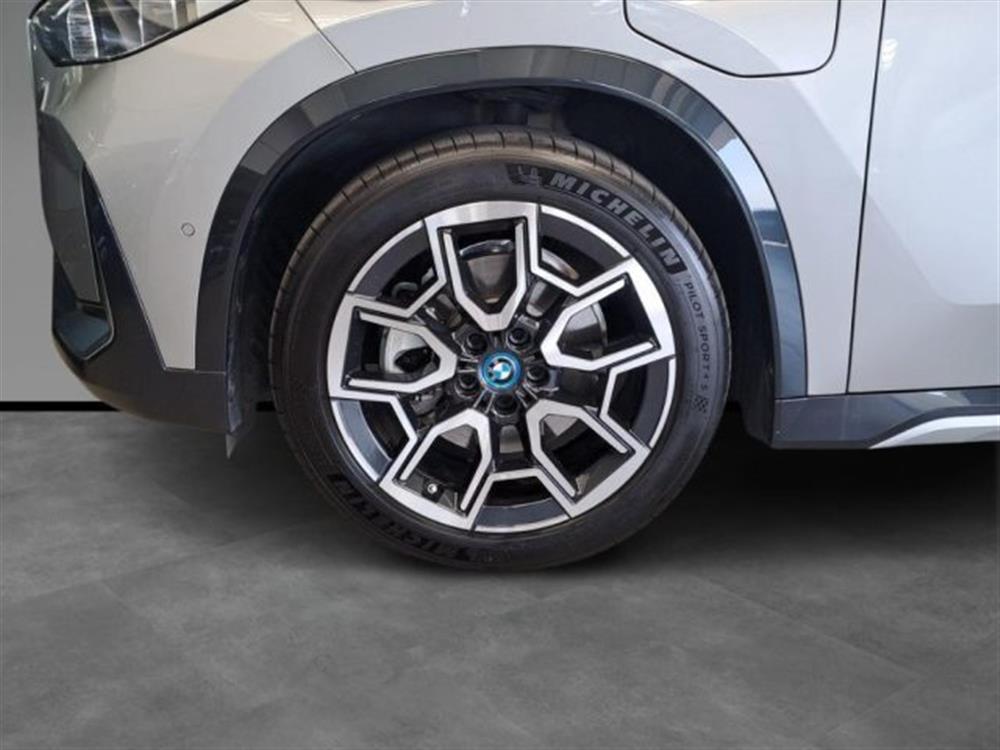X1 X1 xDrive 25e xLine