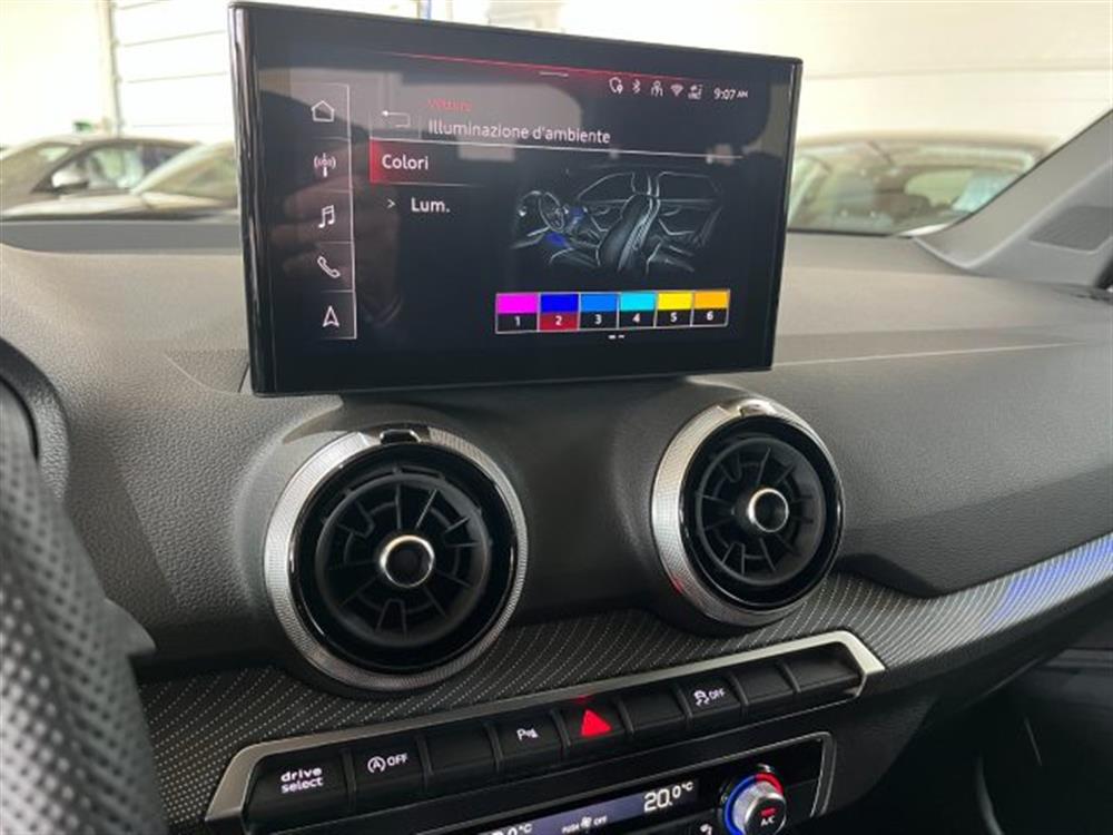 Q2 Q2 35 TDI Stronic S lin