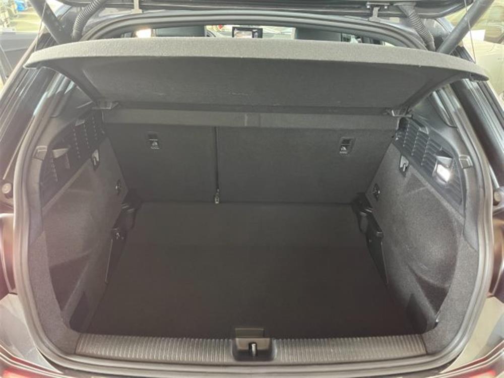 Q2 Q2 35 TDI Stronic S lin