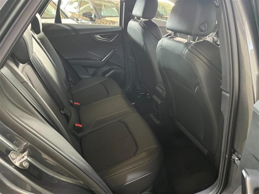 Q2 Q2 35 TDI Stronic S lin