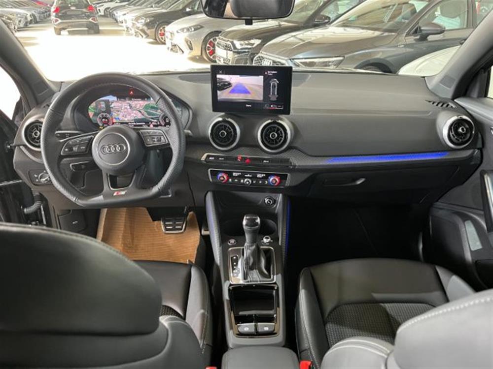 Q2 Q2 35 TDI Stronic S lin