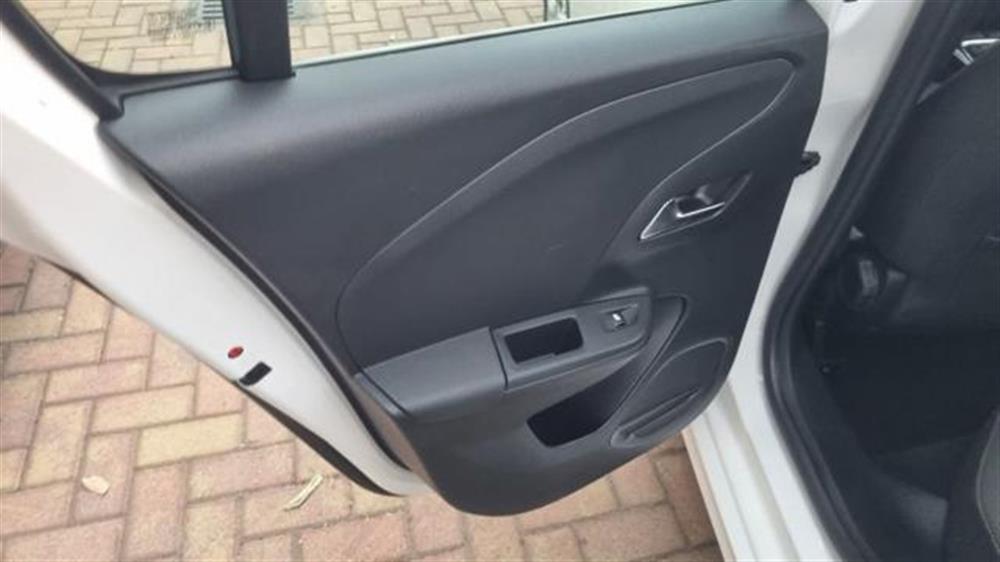 Corsa Corsa 1.2 100 CV Elegance
