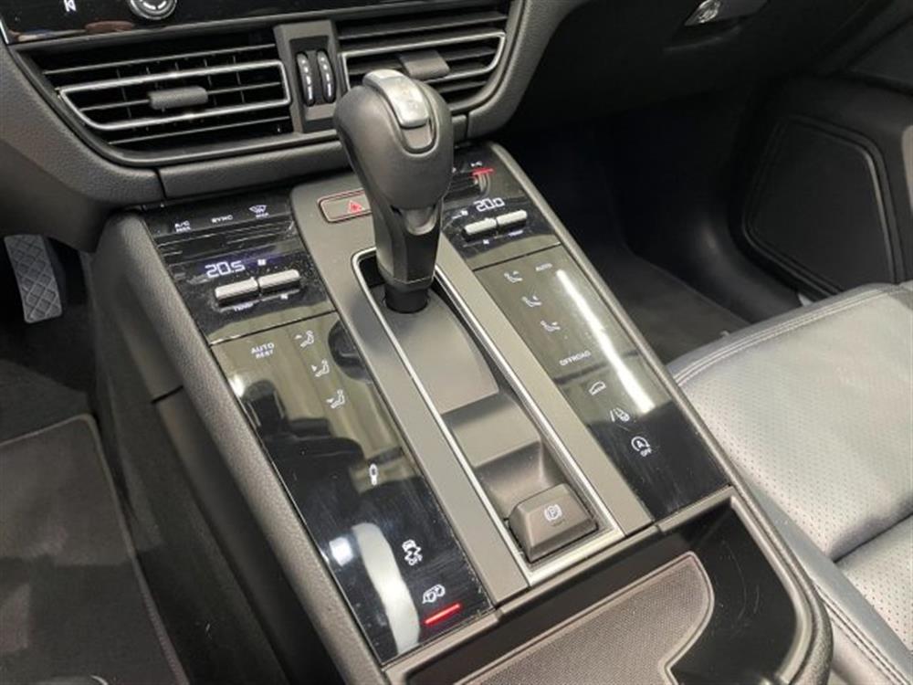Macan Macan 2.9 S PDK * PELLE *