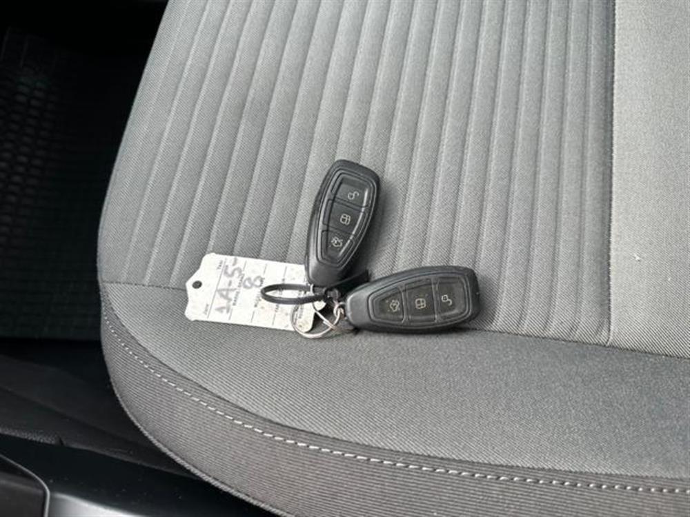 C-Max C-Max 1.6 120CV GPL Titani