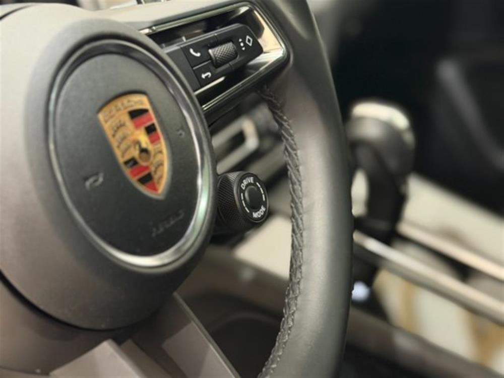 Macan Macan 2.0 III 265 CV Pdk I