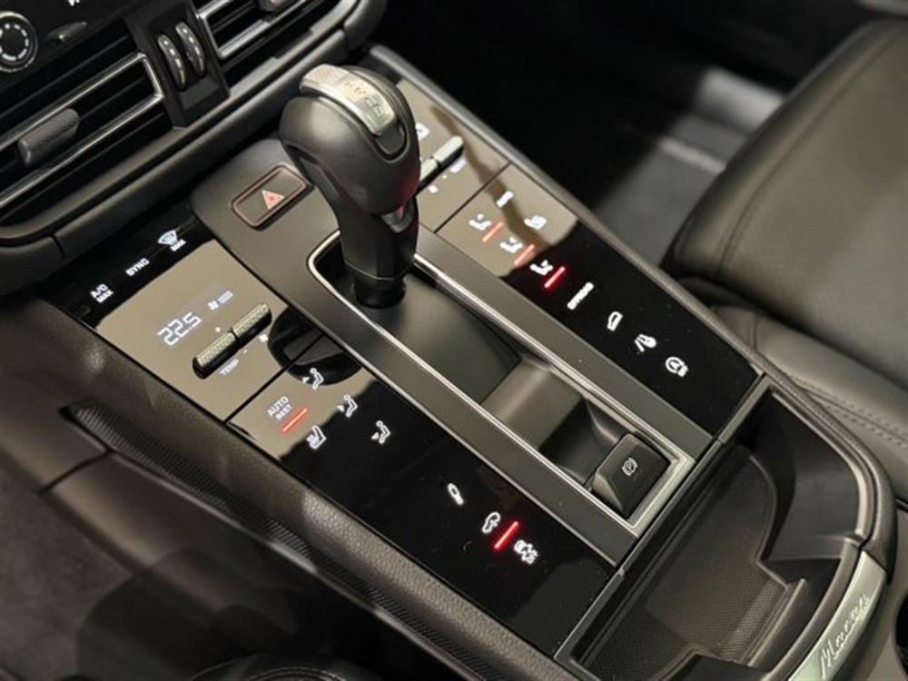 Macan Macan 2.0 III 265 CV Pdk I