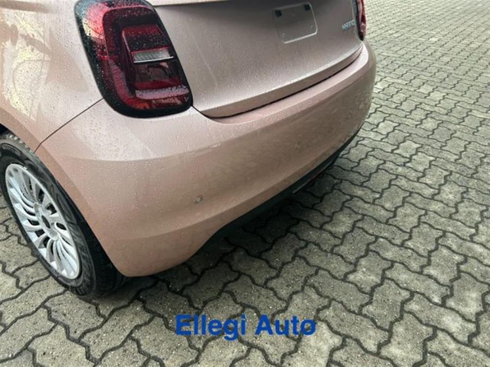 500 500 Berlina Hybrid Pop K
