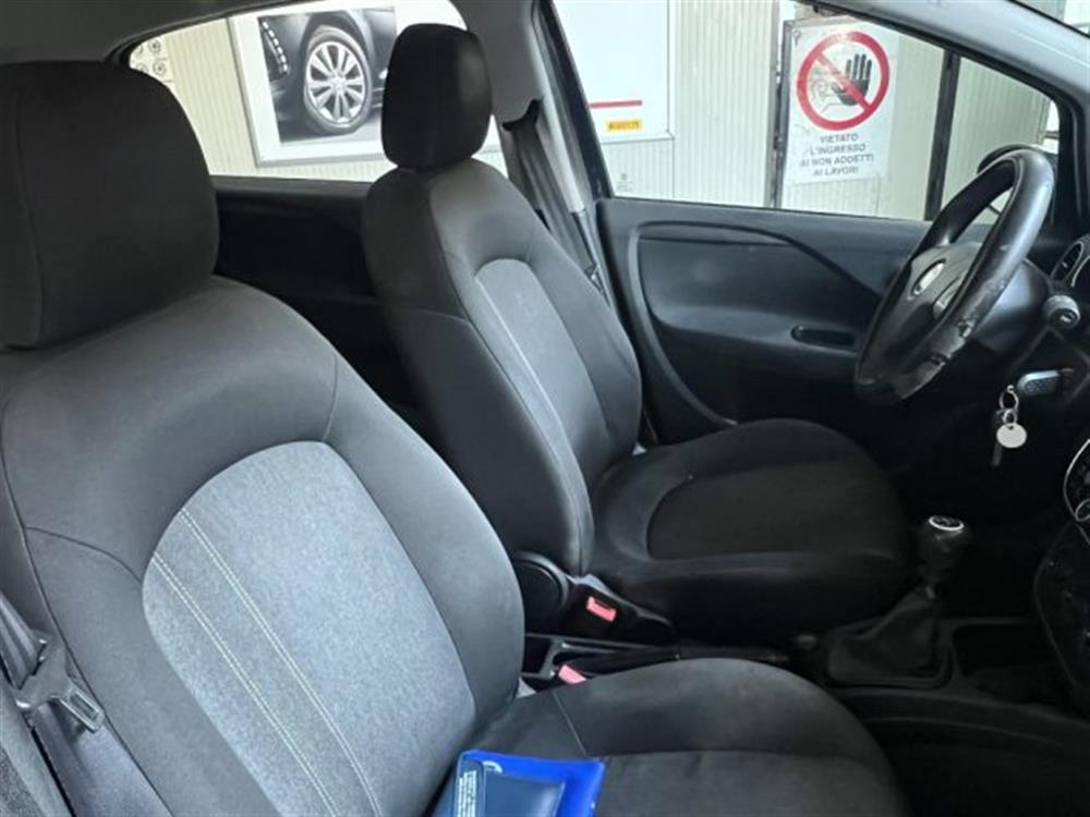 Punto Punto 1.4 8V 5 porte Easyp