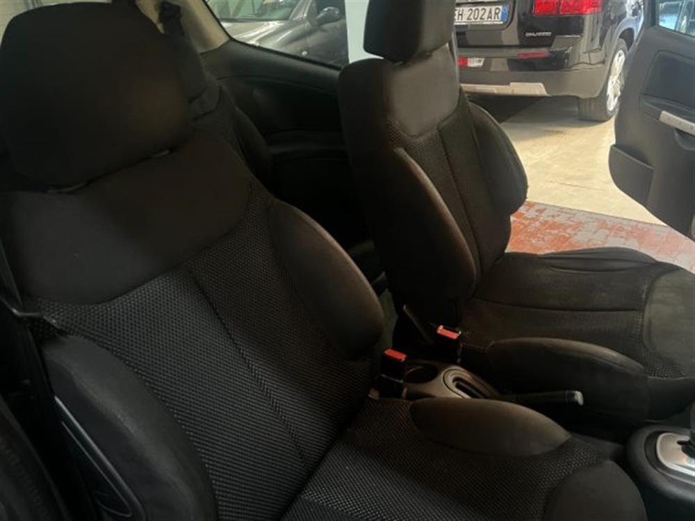 C2 C2 1.4 HDi 70CV Excite