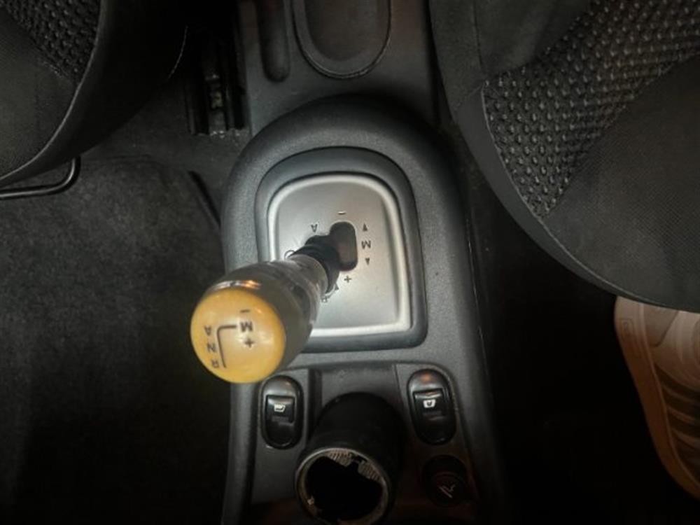 C2 C2 1.4 HDi 70CV Excite