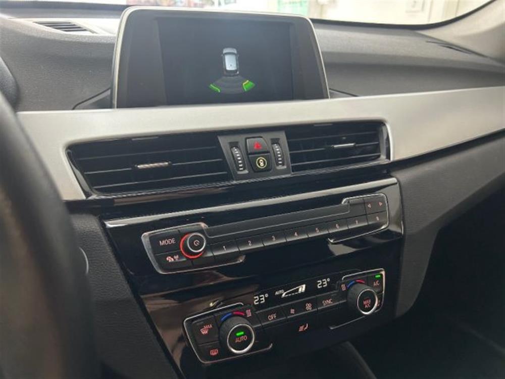 X1 X1 sDrive18i Advantage