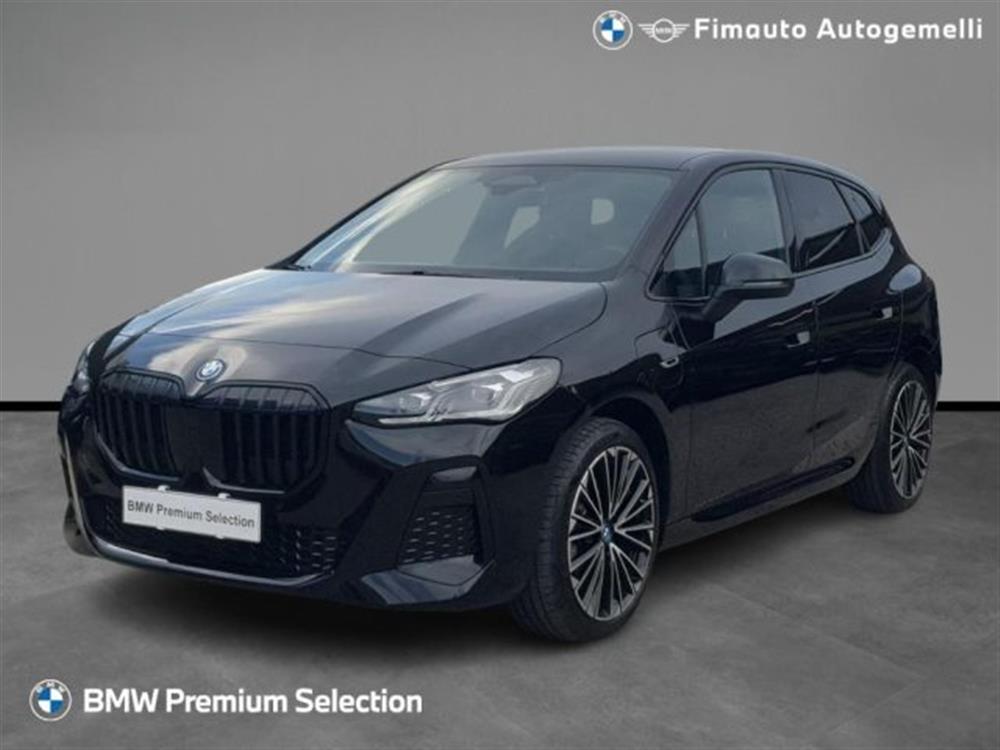 225 225 e xDrive Active Tour