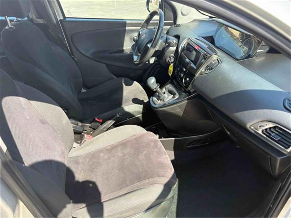 Ypsilon Ypsilon 1.2 69 CV 5 porte GP