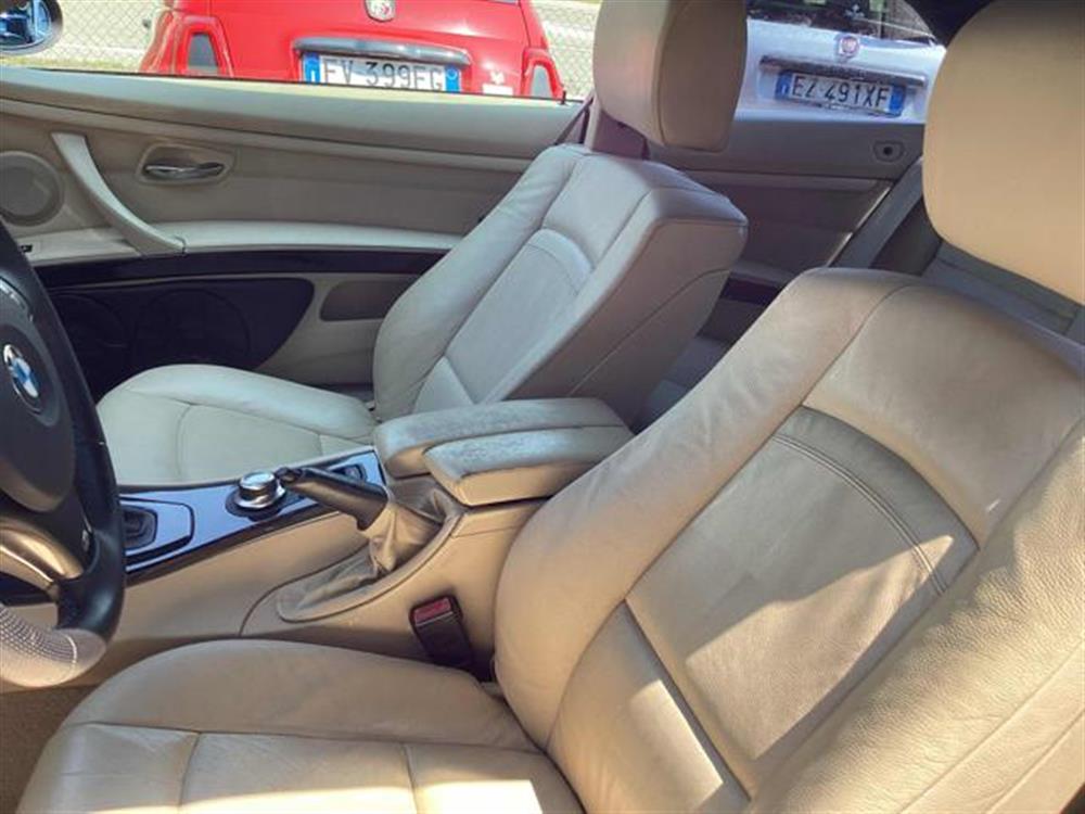 330 330 d AUT. Cabrio Msport