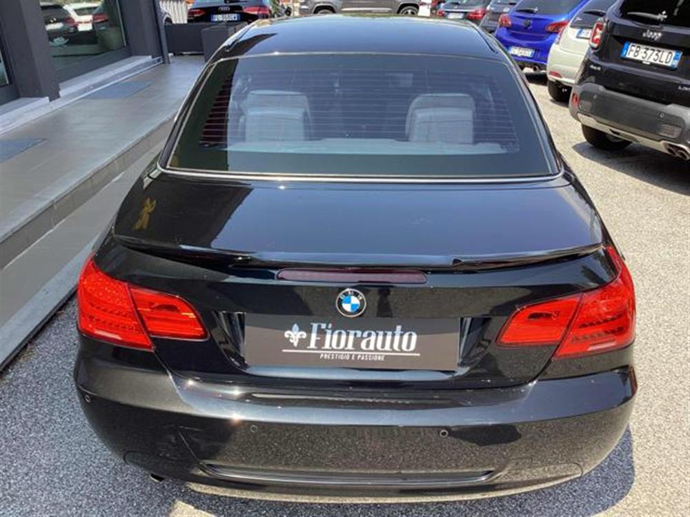 330 330 d AUT. Cabrio Msport
