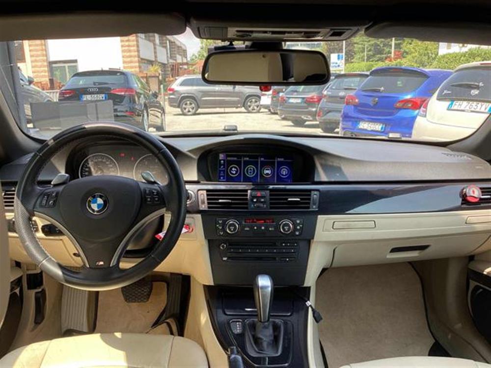 330 330 d AUT. Cabrio Msport