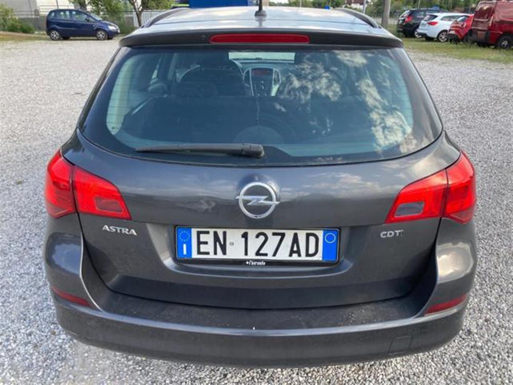 Astra Astra 1.7 CDTI 110CV Sport